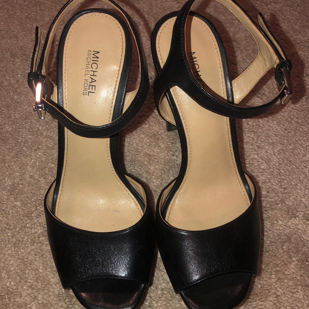 michael kors heels